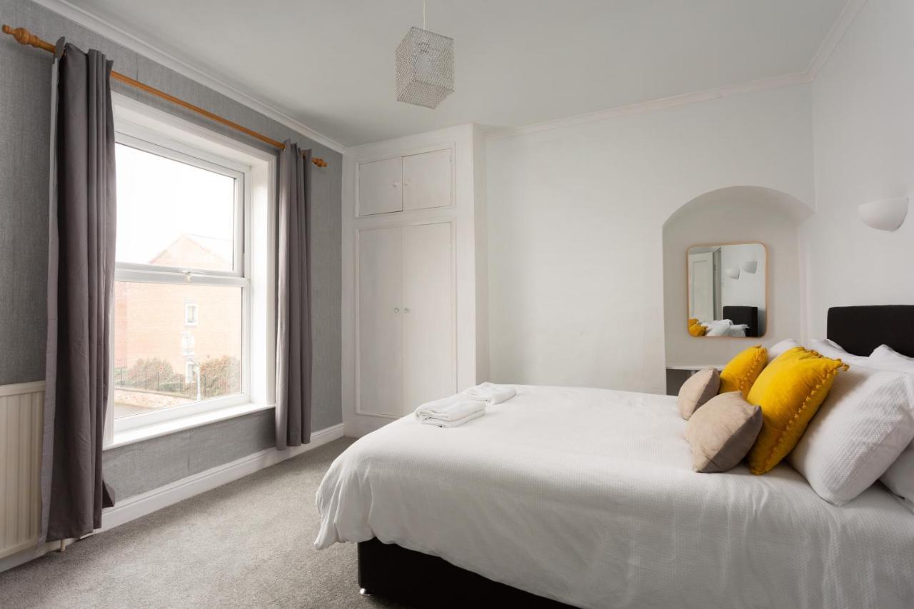 Lovely City Town House With Free Parking Sleeps 2 To 6 Guests York Exterior foto