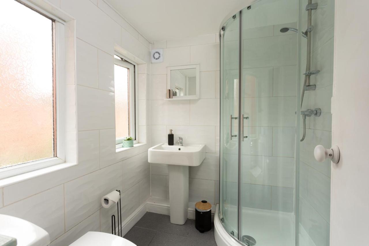 Lovely City Town House With Free Parking Sleeps 2 To 6 Guests York Exterior foto